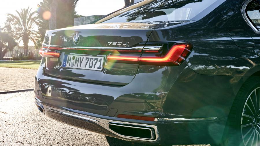 Детали экстерьера BMW 750Li xDrive (G12) 2019 года  (WW) (фото 164 из 164)